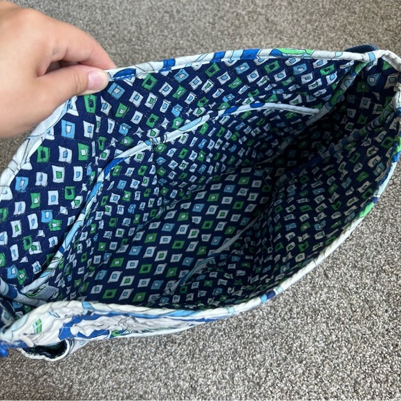 Vera Bradley White/Blue Messenger/Laptop Adjustable Strap Bag - Picture 5 of 8